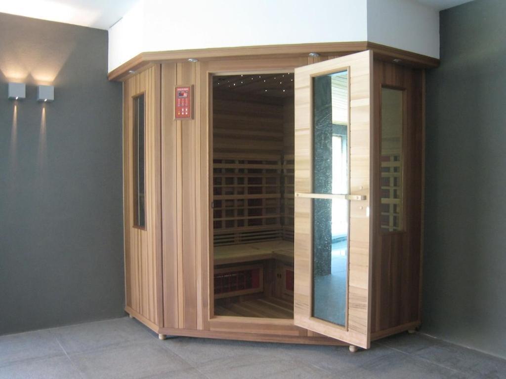 Holiday Home In Beernem With Shared Sauna Bagian luar foto